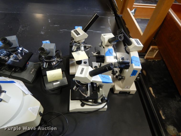 image for item DI8035 (9) lab tables