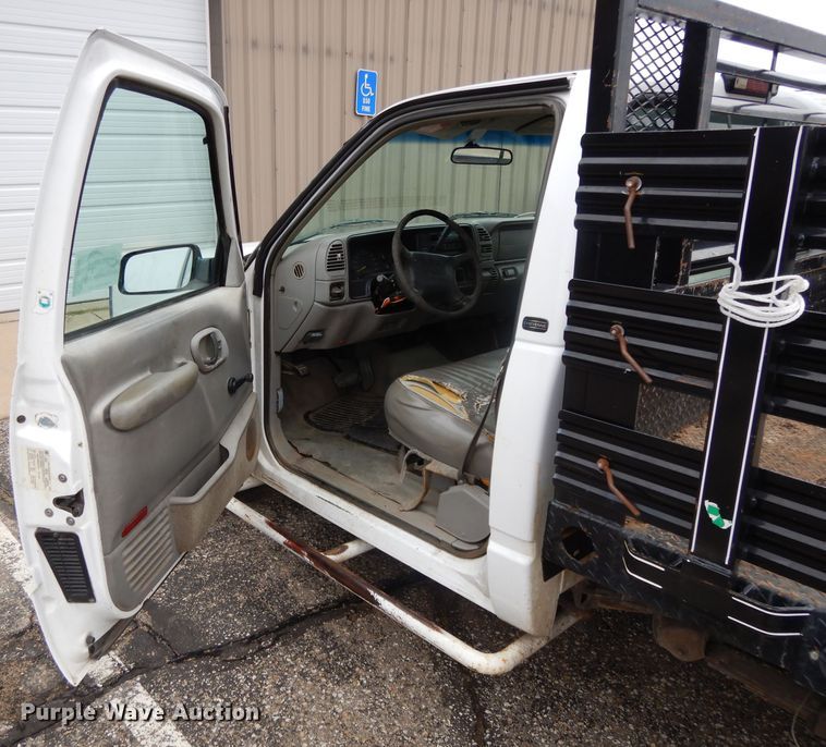 image for item DI8052 1997 Chevrolet Cheyenne 1500  flatbed pickup truck