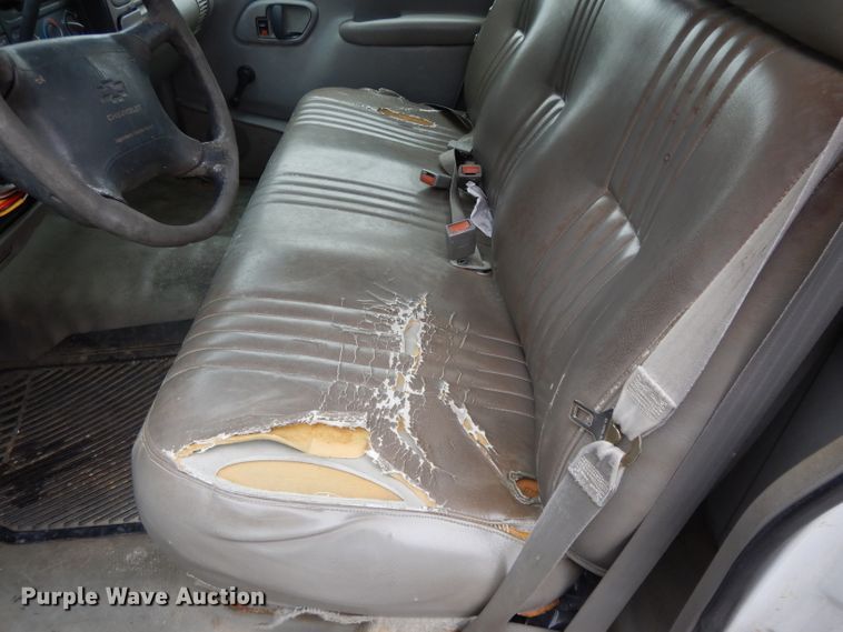 image for item DI8052 1997 Chevrolet Cheyenne 1500  flatbed pickup truck