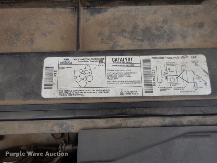 image for item DI8052 1997 Chevrolet Cheyenne 1500  flatbed pickup truck