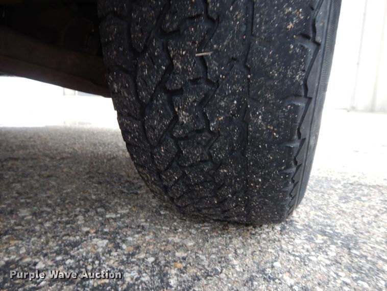 image for item DI8052 1997 Chevrolet Cheyenne 1500  flatbed pickup truck