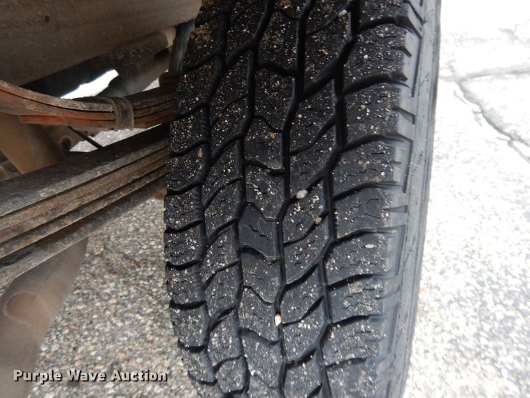 image for item DI8052 1997 Chevrolet Cheyenne 1500  flatbed pickup truck