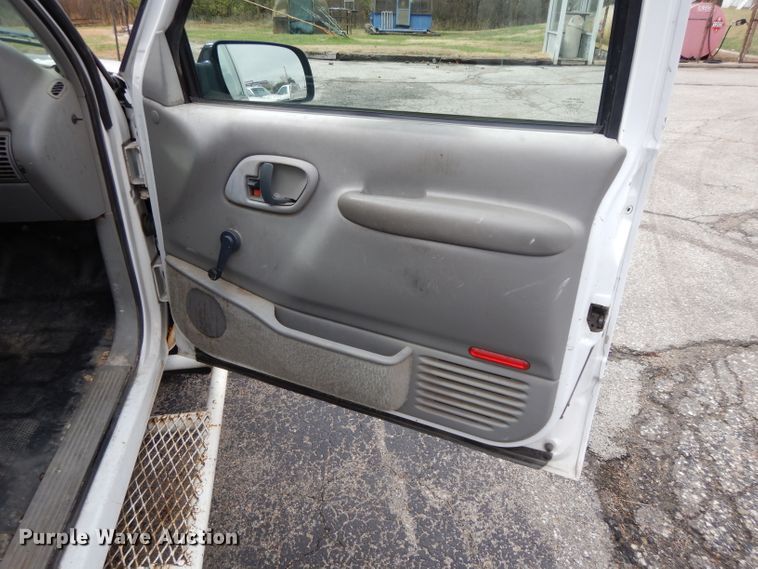 image for item DI8053 1998 Chevrolet C1500  pickup truck