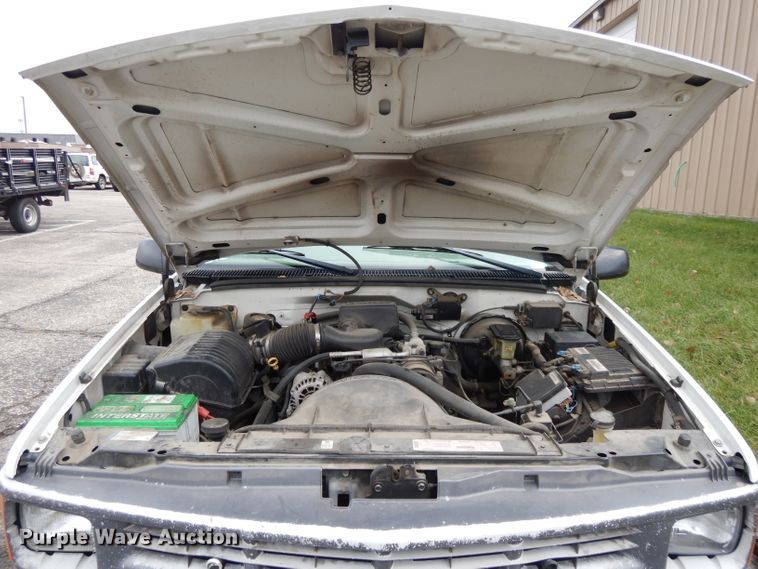 image for item DI8053 1998 Chevrolet C1500  pickup truck