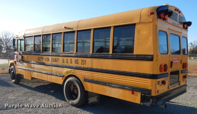image for item DI8071 2003 Freightliner FS65  school bus