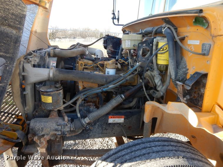 image for item DI8071 2003 Freightliner FS65  school bus