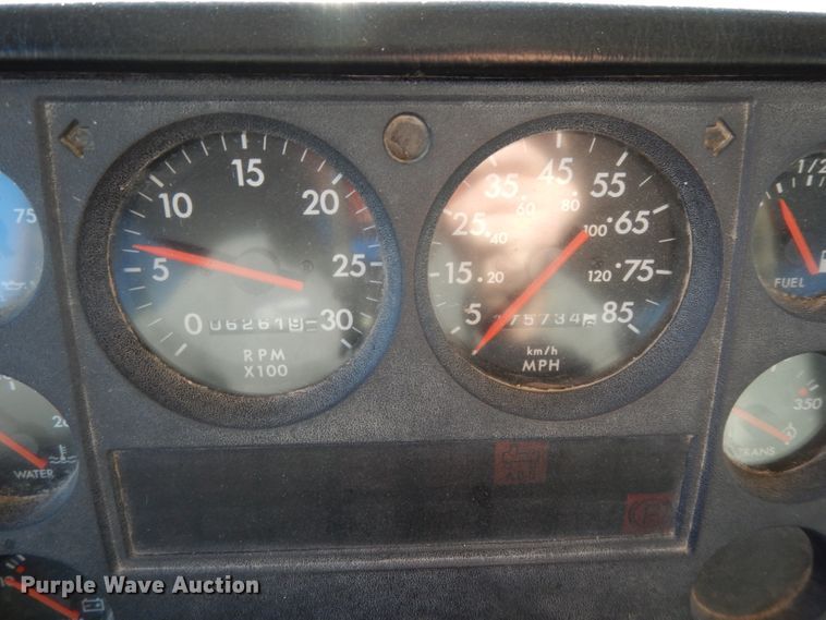image for item DI8071 2003 Freightliner FS65  school bus