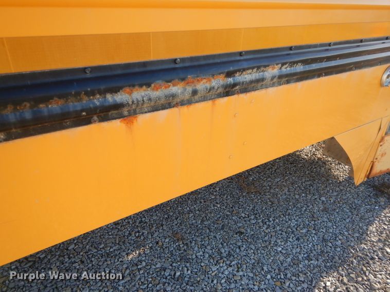 image for item DI8071 2003 Freightliner FS65  school bus