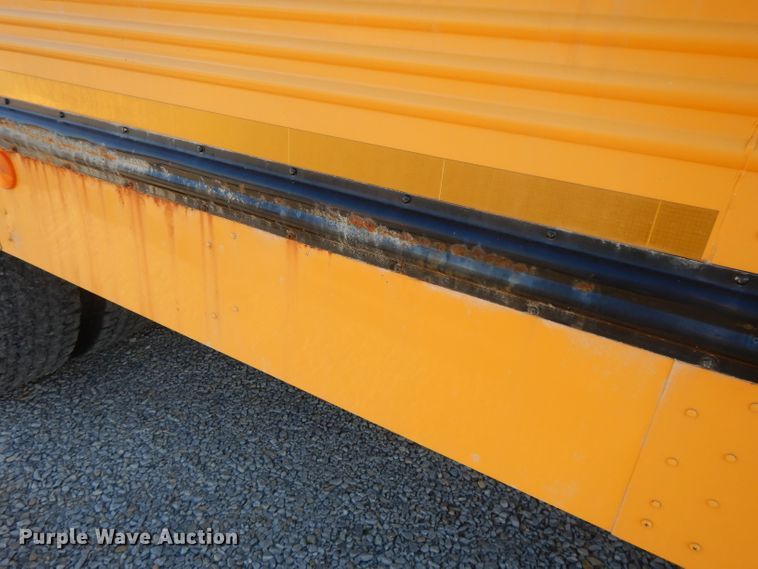 image for item DI8071 2003 Freightliner FS65  school bus