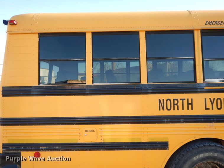 image for item DI8071 2003 Freightliner FS65  school bus