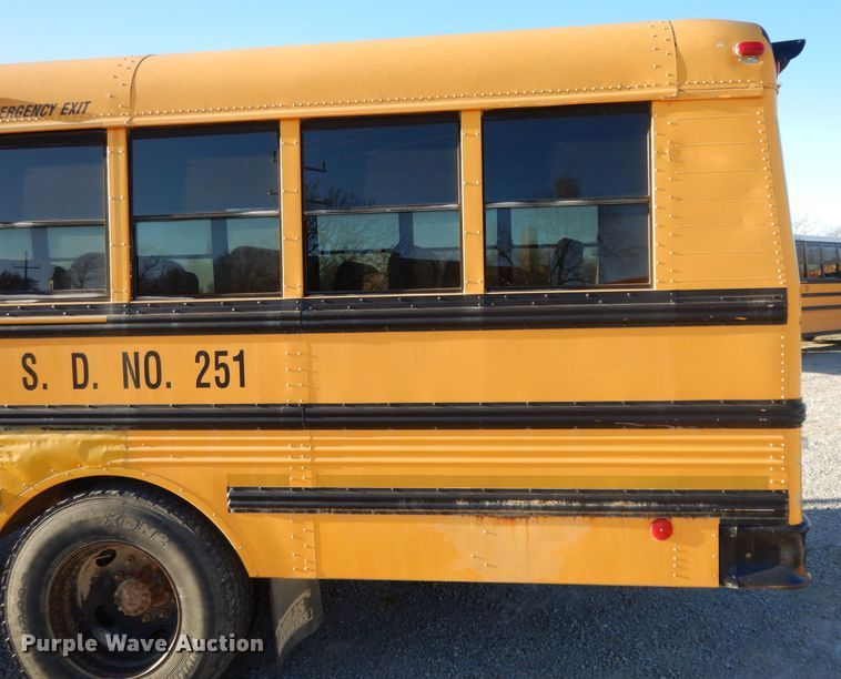 image for item DI8071 2003 Freightliner FS65  school bus