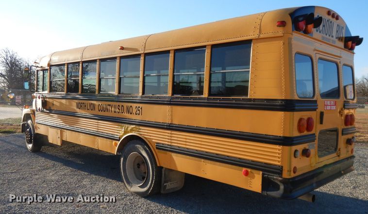 image for item DI8072 2001 Freightliner FS65  school bus