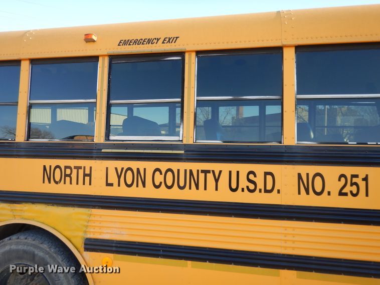 image for item DI8072 2001 Freightliner FS65  school bus