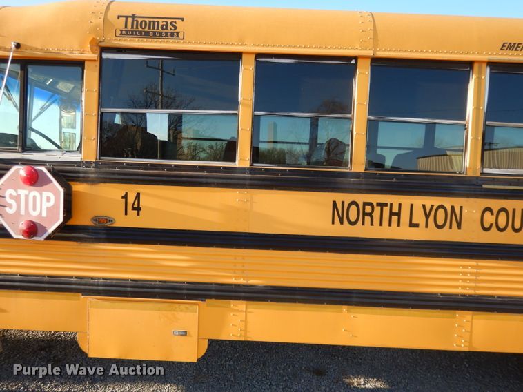 image for item DI8072 2001 Freightliner FS65  school bus