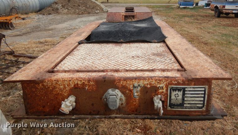 image for item DJ5786 1985 Trail King 1551-4100 lowboy equipment trailer