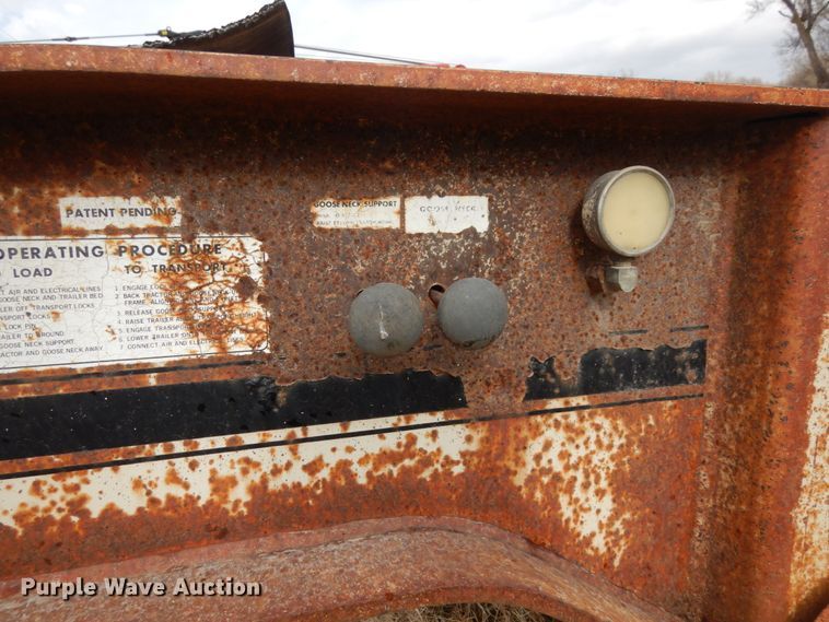 image for item DJ5786 1985 Trail King 1551-4100 lowboy equipment trailer