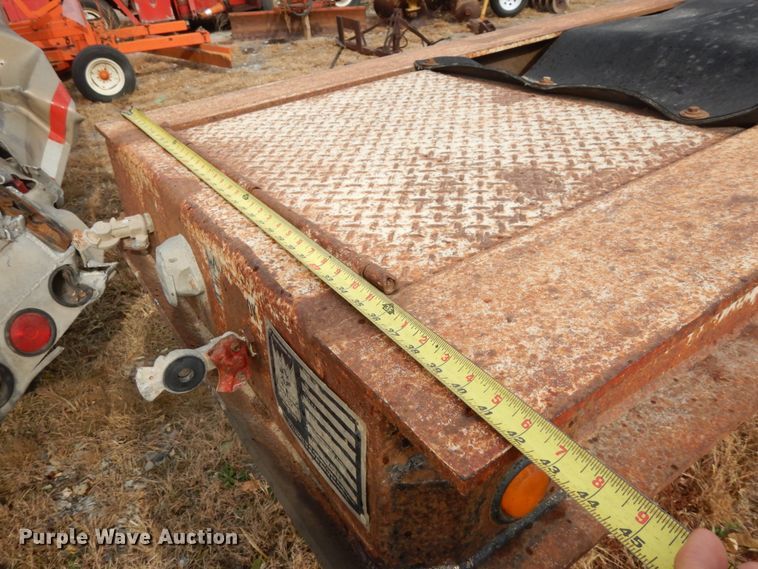 image for item DJ5786 1985 Trail King 1551-4100 lowboy equipment trailer