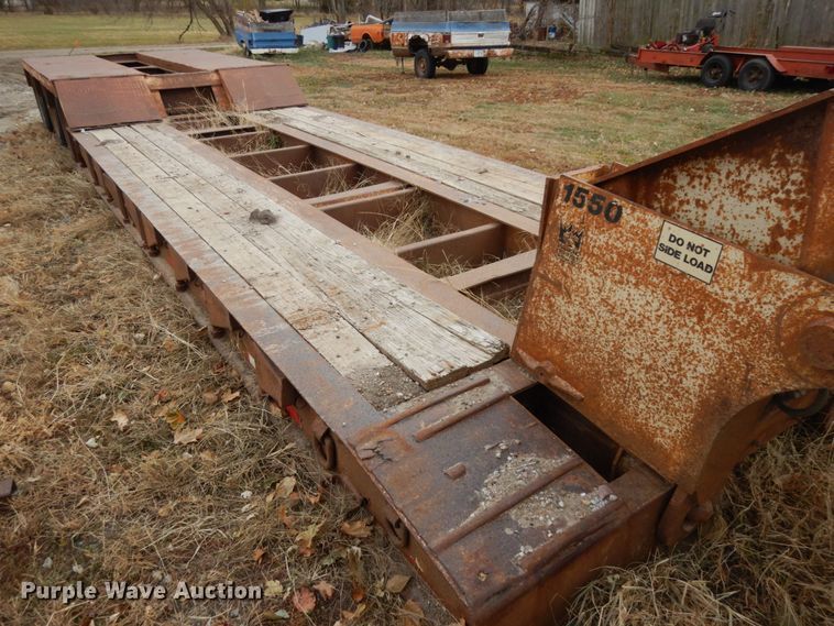 image for item DJ5786 1985 Trail King 1551-4100 lowboy equipment trailer