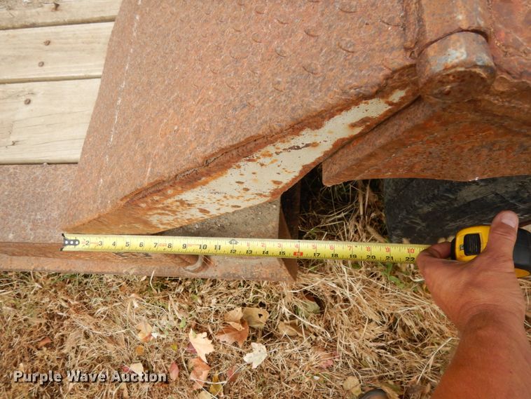 image for item DJ5786 1985 Trail King 1551-4100 lowboy equipment trailer