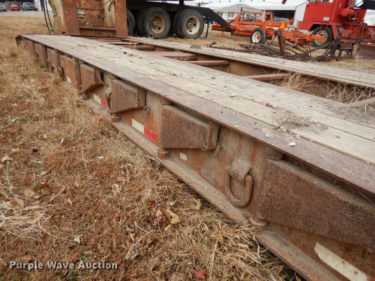 image for item DJ5786 1985 Trail King 1551-4100 lowboy equipment trailer