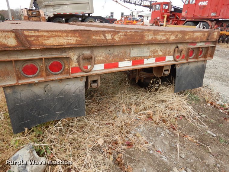image for item DJ5786 1985 Trail King 1551-4100 lowboy equipment trailer