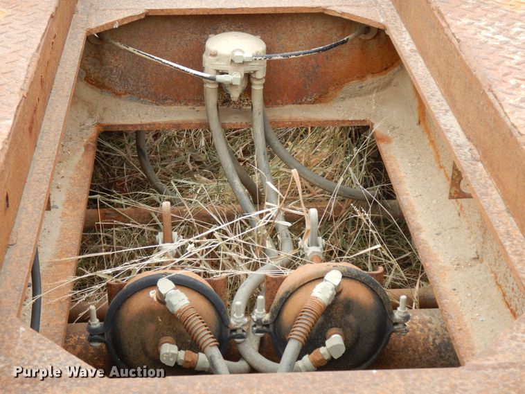 image for item DJ5786 1985 Trail King 1551-4100 lowboy equipment trailer