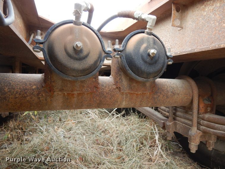 image for item DJ5786 1985 Trail King 1551-4100 lowboy equipment trailer