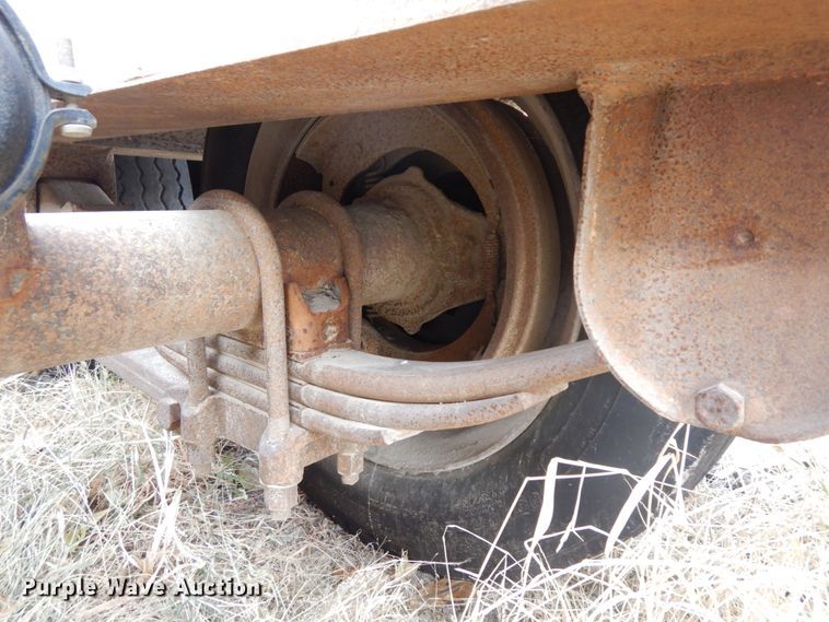 image for item DJ5786 1985 Trail King 1551-4100 lowboy equipment trailer