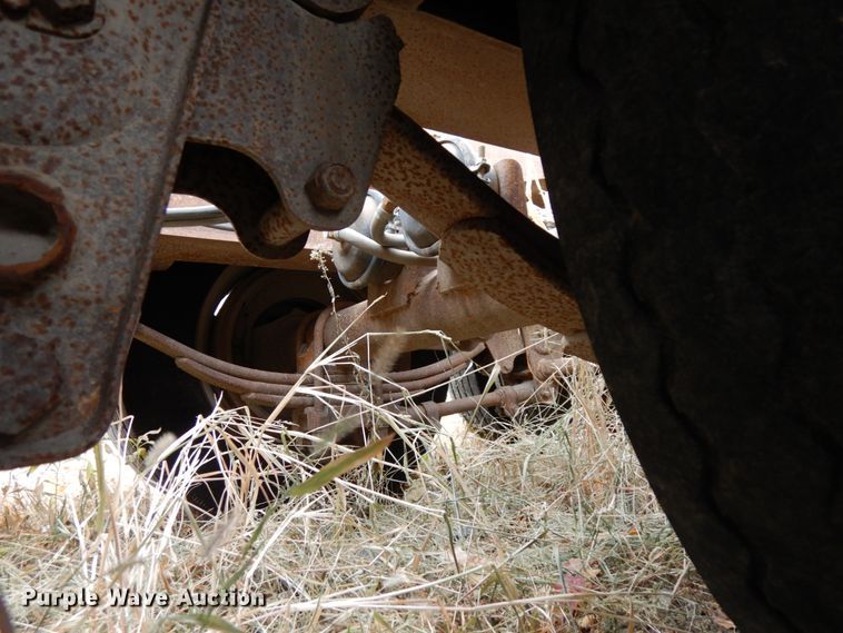 image for item DJ5786 1985 Trail King 1551-4100 lowboy equipment trailer