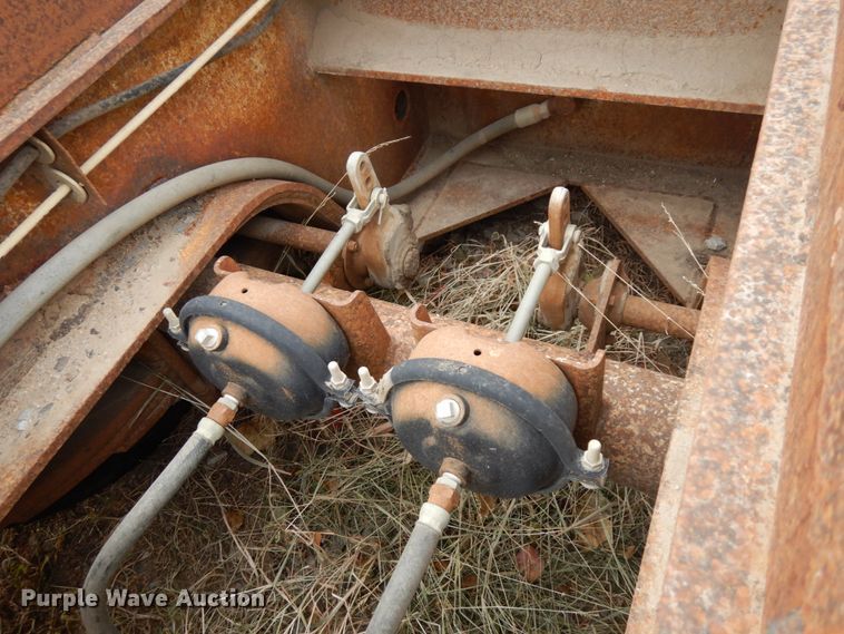 image for item DJ5786 1985 Trail King 1551-4100 lowboy equipment trailer