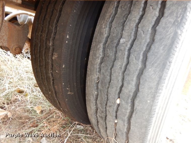 image for item DJ5786 1985 Trail King 1551-4100 lowboy equipment trailer