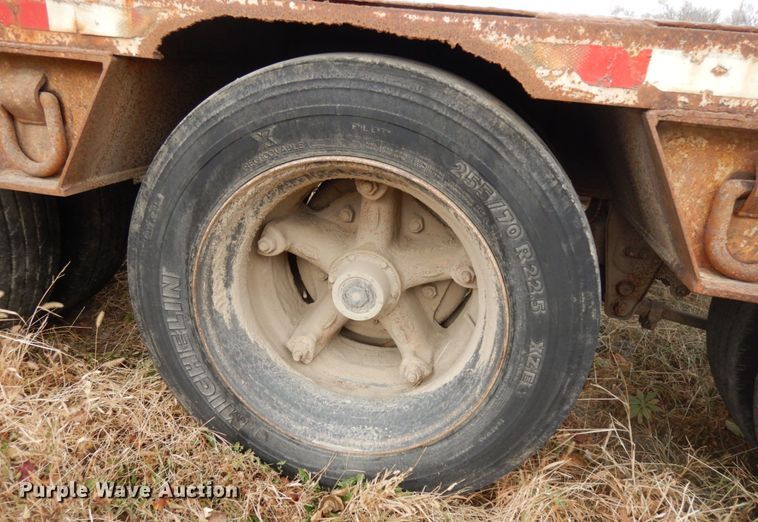 image for item DJ5786 1985 Trail King 1551-4100 lowboy equipment trailer