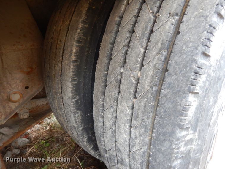 image for item DJ5786 1985 Trail King 1551-4100 lowboy equipment trailer