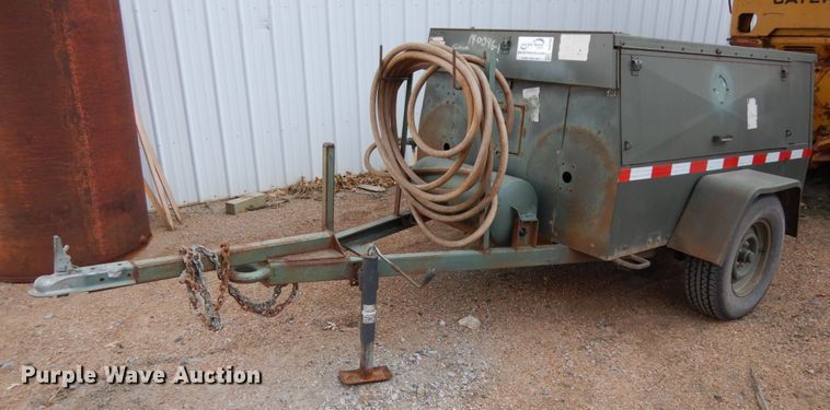 image for item DJ5788 1993 Davey 14M125  air compressor