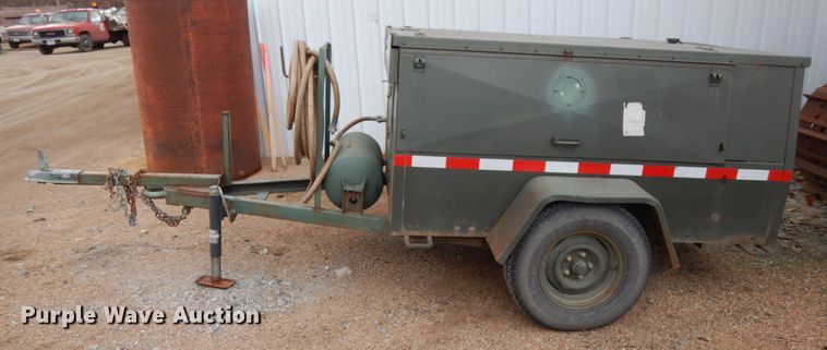 image for item DJ5788 1993 Davey 14M125  air compressor