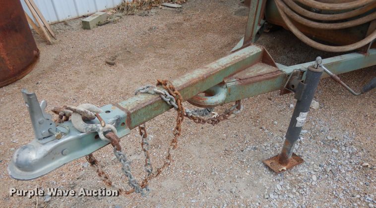 image for item DJ5788 1993 Davey 14M125  air compressor