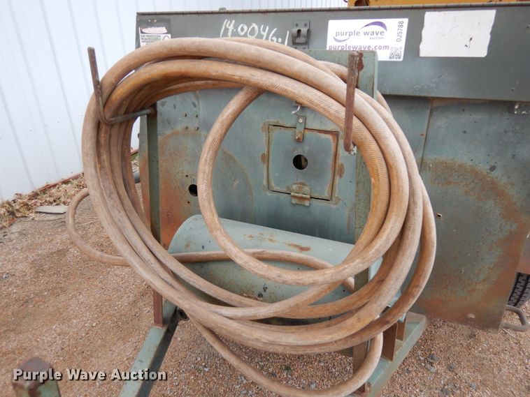 image for item DJ5788 1993 Davey 14M125  air compressor