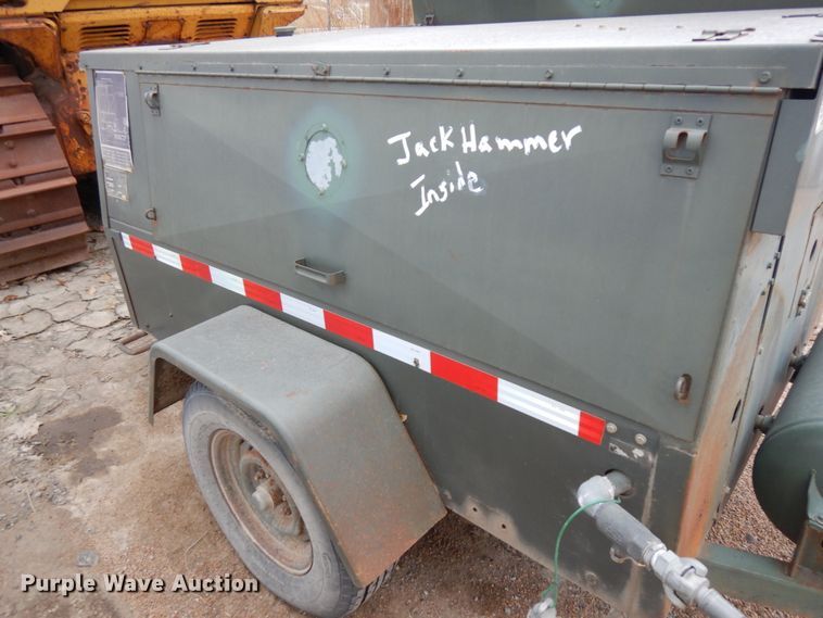 image for item DJ5788 1993 Davey 14M125  air compressor