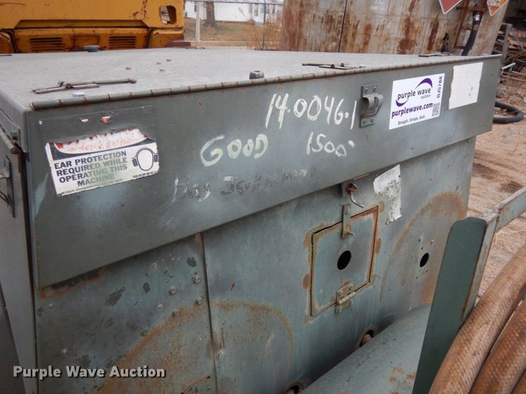 image for item DJ5788 1993 Davey 14M125  air compressor