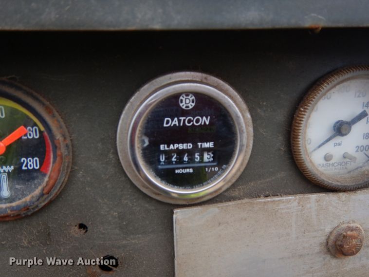 image for item DJ5788 1993 Davey 14M125  air compressor