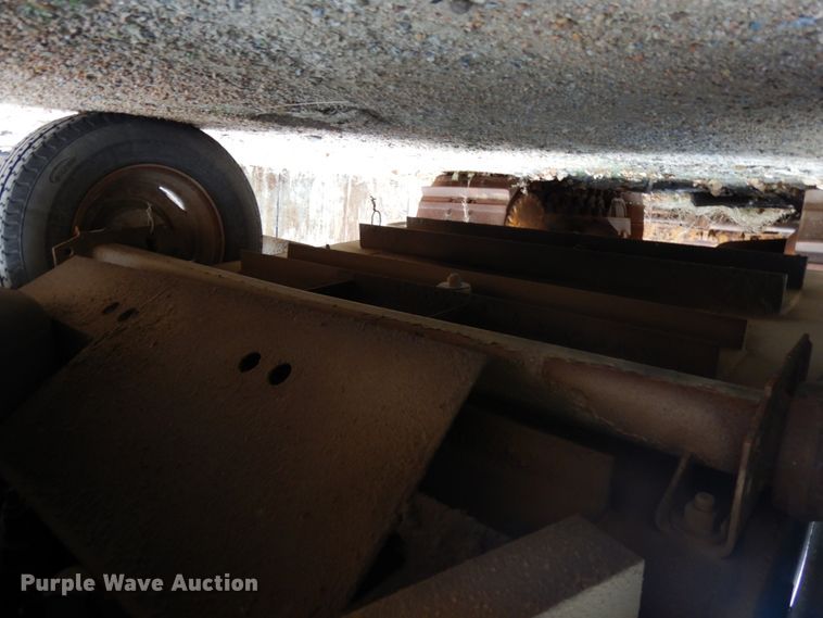 image for item DJ5788 1993 Davey 14M125  air compressor