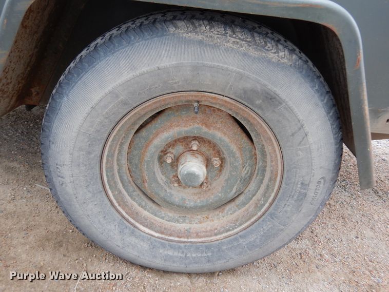 image for item DJ5788 1993 Davey 14M125  air compressor