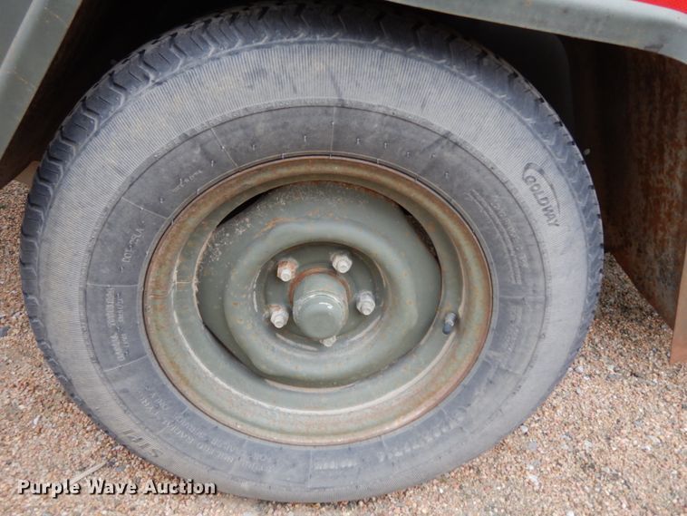 image for item DJ5788 1993 Davey 14M125  air compressor