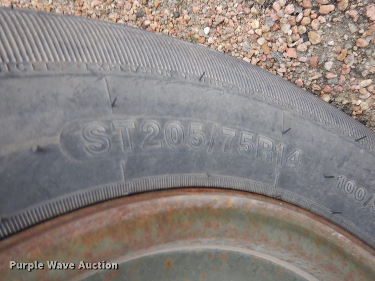 image for item DJ5788 1993 Davey 14M125  air compressor