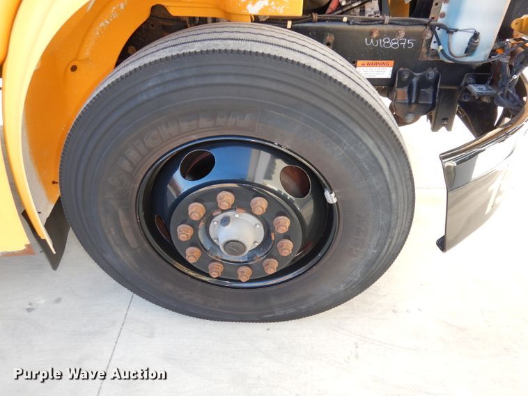 image for item DJ6859 2007 Freightliner Thomas  school bus