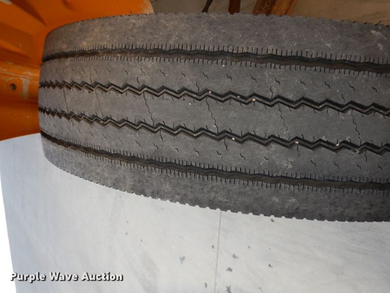 image for item DJ6859 2007 Freightliner Thomas  school bus