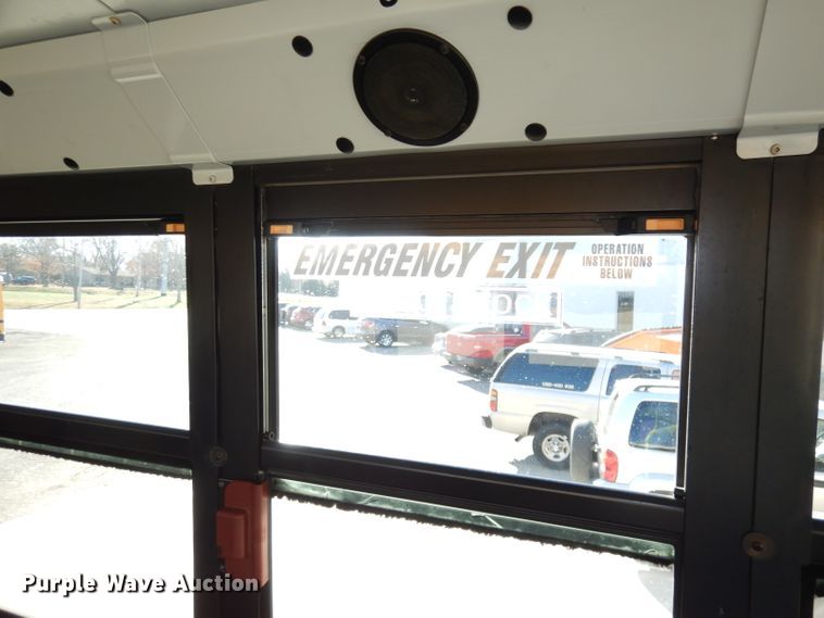 image for item DJ6859 2007 Freightliner Thomas  school bus