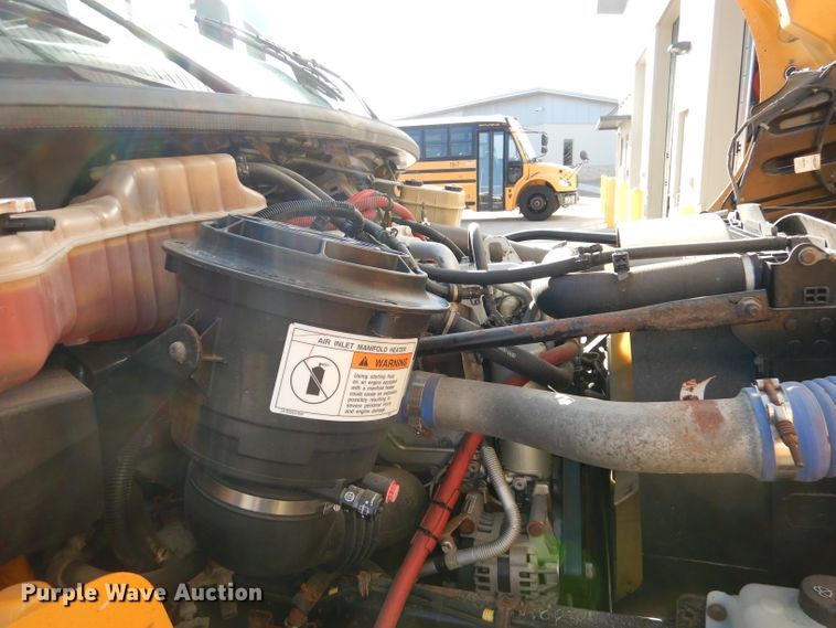 image for item DJ6860 2007 Freightliner Thomas  school bus