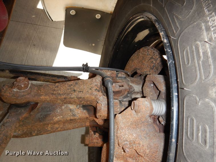 image for item DJ6860 2007 Freightliner Thomas  school bus