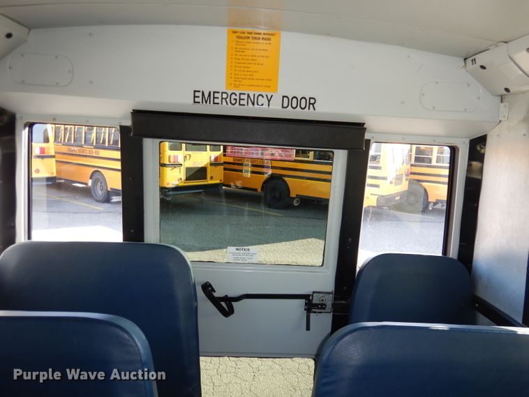 image for item DJ6860 2007 Freightliner Thomas  school bus